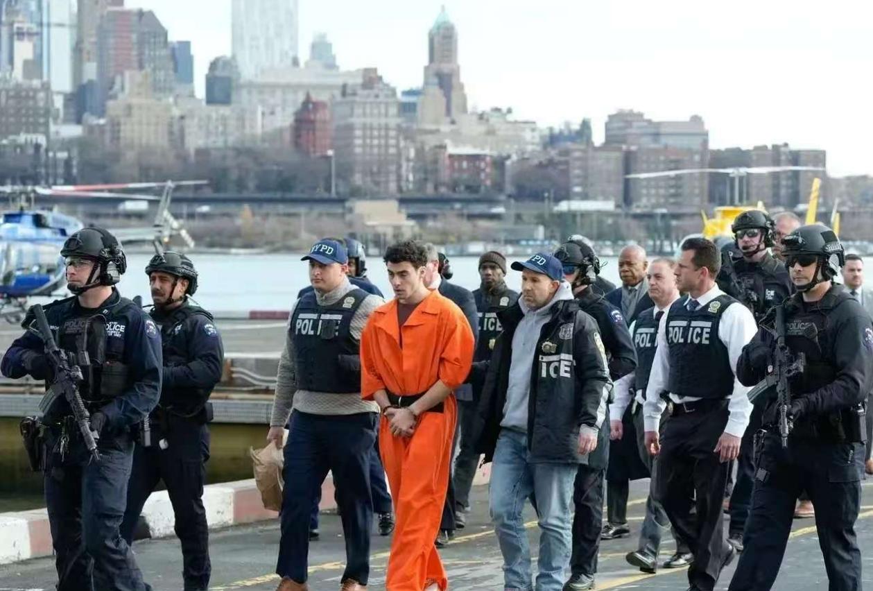 美国英雄”路易吉真相：一场精心策划的大型走秀！ - 知乎