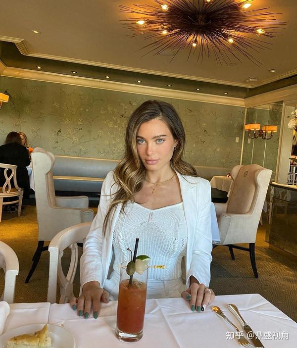 曝光,拉娜·罗兹 (Lana Rhoades)的绝美脸庞,你绝对想亲眼一睹! - 知乎