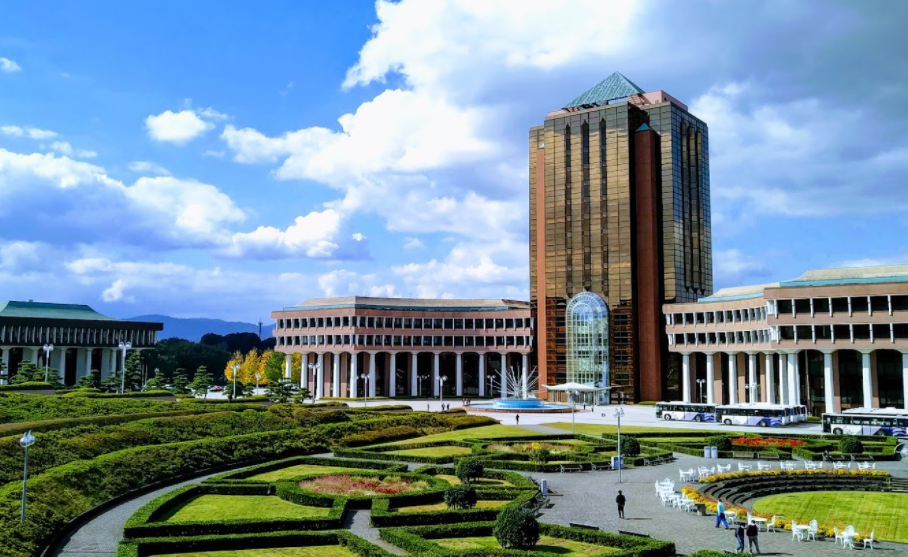 ③ 东京工科大学