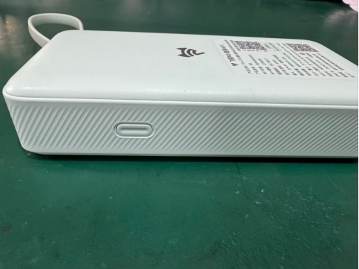 9000mAh大电池到底安不安全?飞猫M6随身WiFi拆机实测