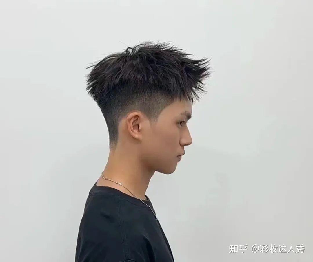 清爽帅气男生发型推荐：摩根前刺，干净利落又有型 - 知乎