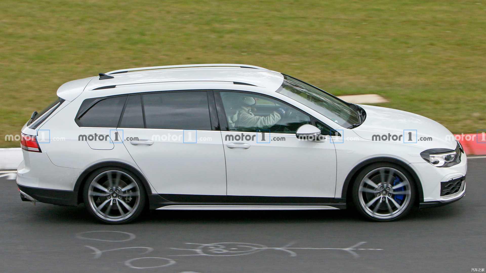 新车速递2021款大众高尔夫r旅行车在纽博格林赛道测试