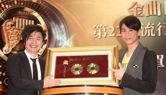 金曲奖盘点这些曾今的新人奖得主最终都成长为了歌王歌后