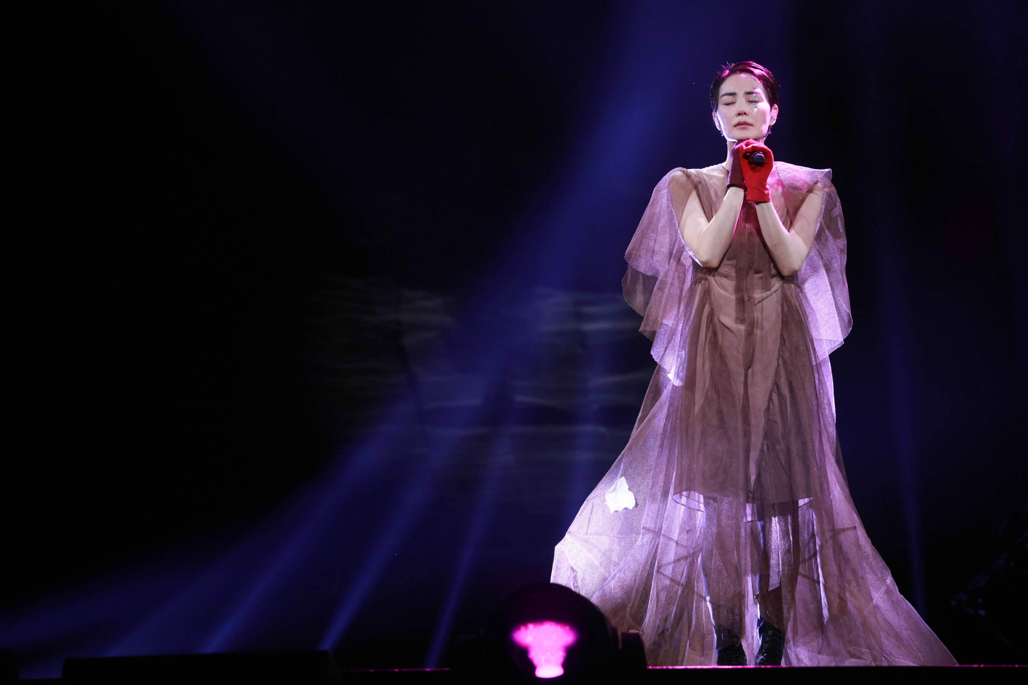 幻乐一场演唱会王菲唱功减退得罪了谁