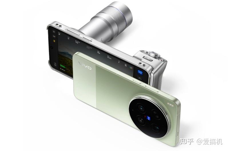 4999元起的vivo X300s、6999元起的X300 Ultra发布【附多机对比】