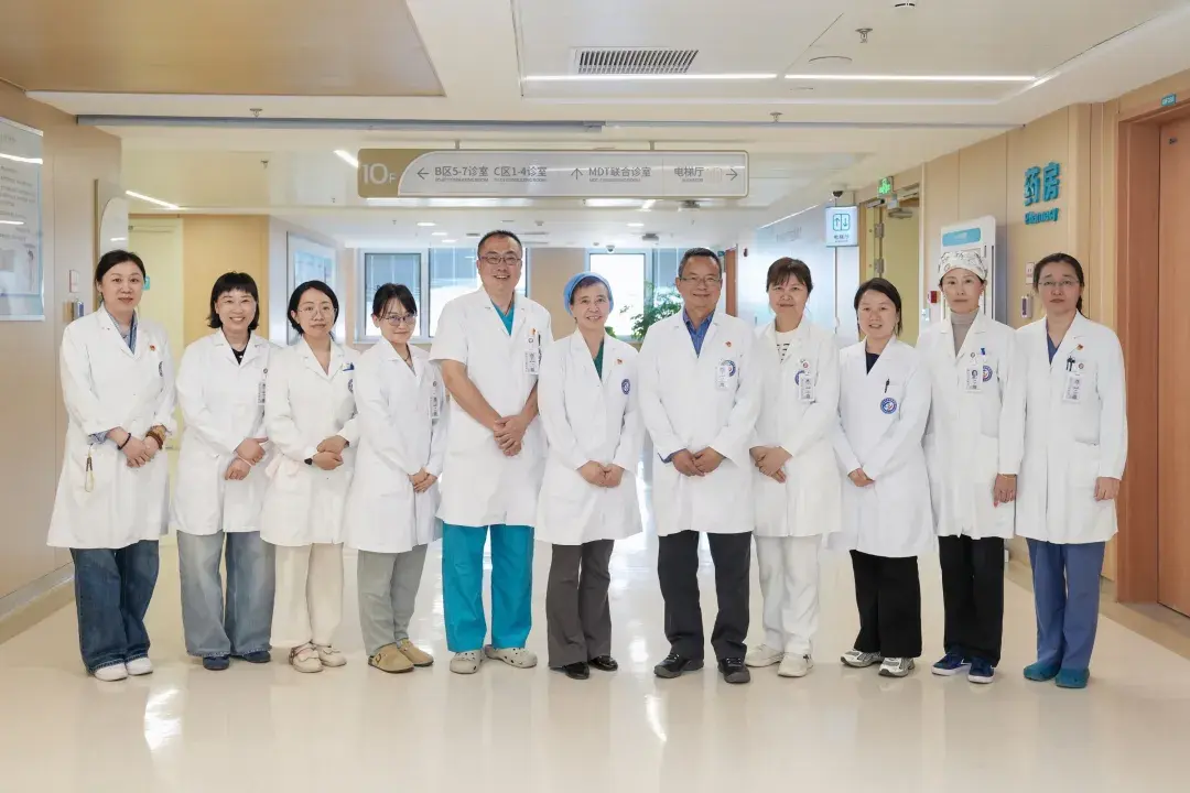 包含北京大学首钢医院医院排队代办挂号-合规加急协调的词条
