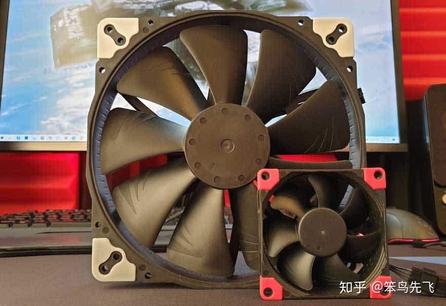 noctua猫头鹰chromaxblackswap风扇–一抹亮丽风采