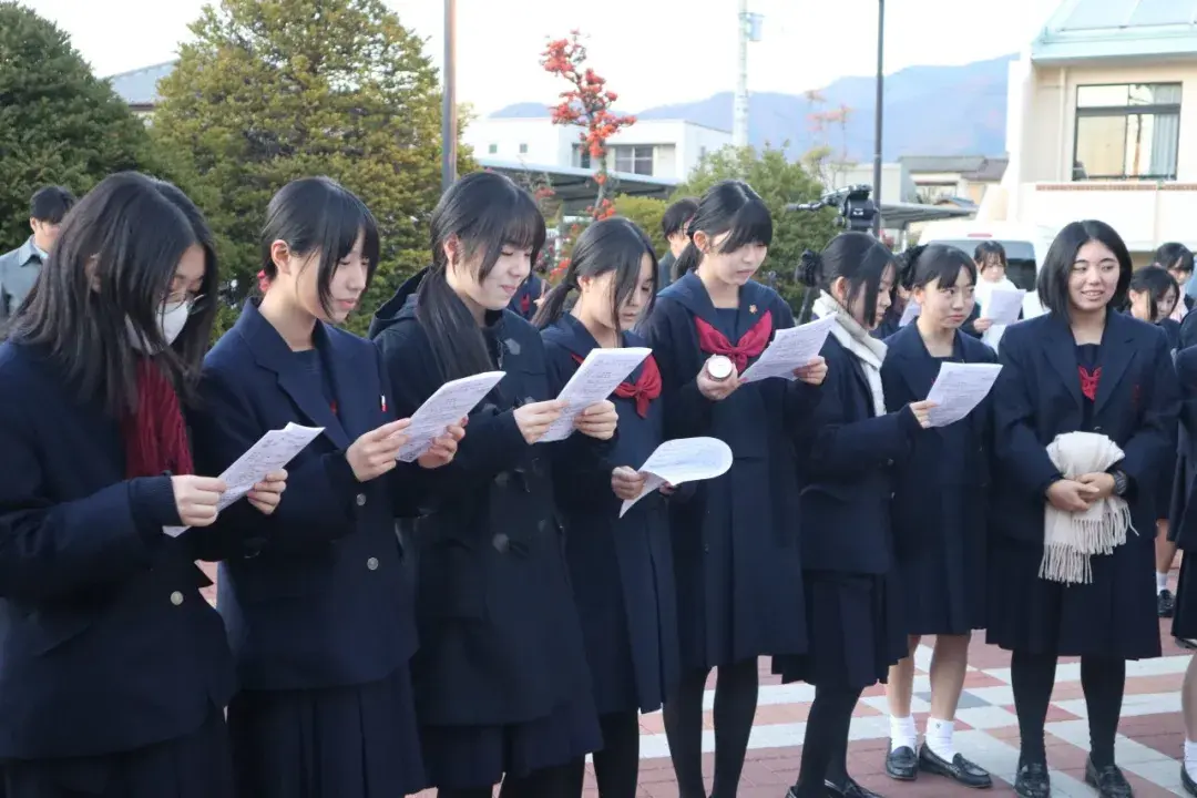 请输入图片描述 请输入图片描述