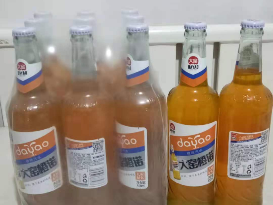 据了解,大窑汽水有大窑橙诺,大窑嘉宾等系列,标注生产企业为宁夏大窑