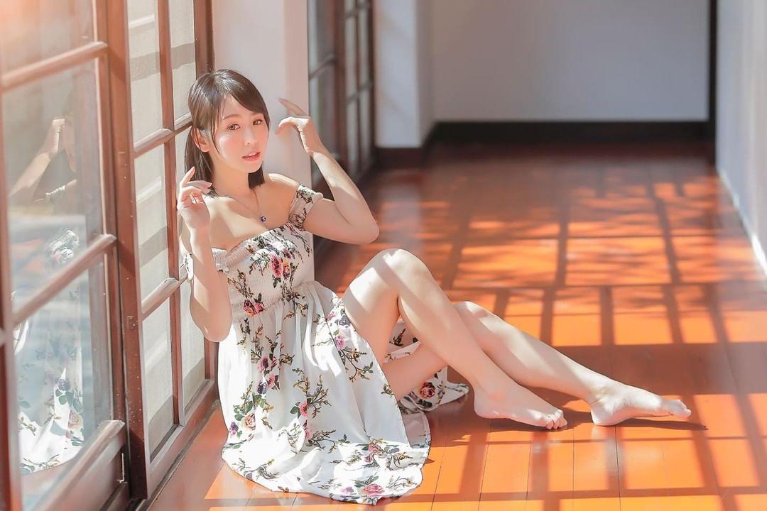 ins台湾女孩希希cc