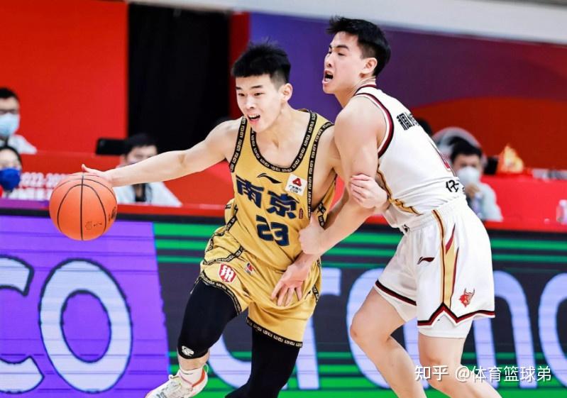 第一小前锋属于张镇麟做梦我们哪里差了