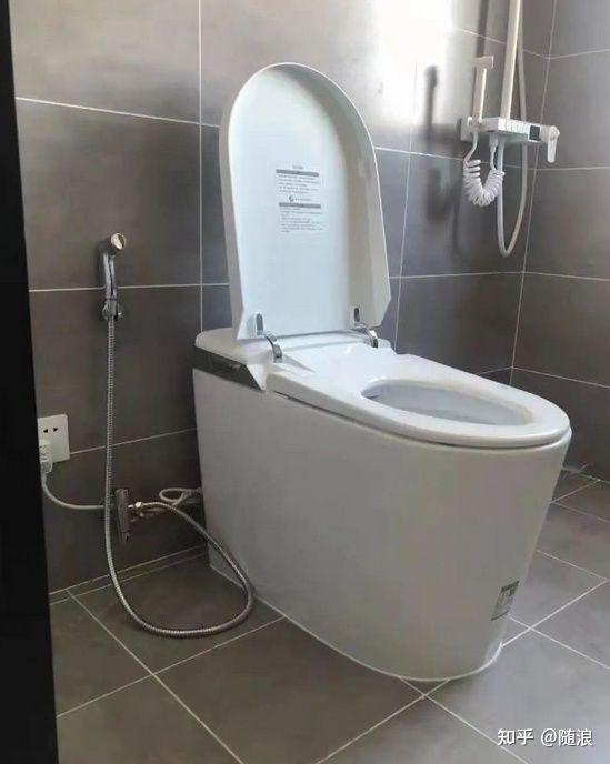 1,排污管道是否存在移位管或存水弯移位管和存水弯可以说是智能马桶的