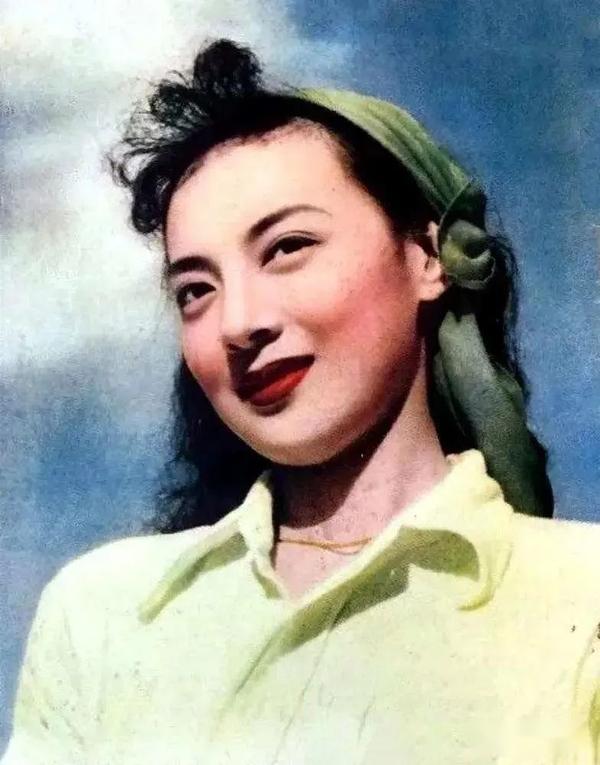 “上海女人”王丹凤美了一辈子，年轻时风华绝代，老了依旧优雅 - 知乎