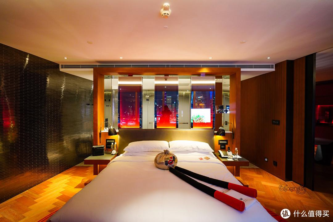 一家夜店居然做到了全上海服务最佳万豪会员的年终奖上海外滩w酒店