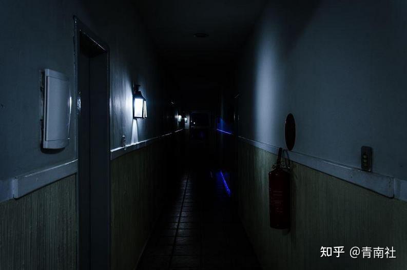 青南社92走进你不了解的世界74小心鬼敲门