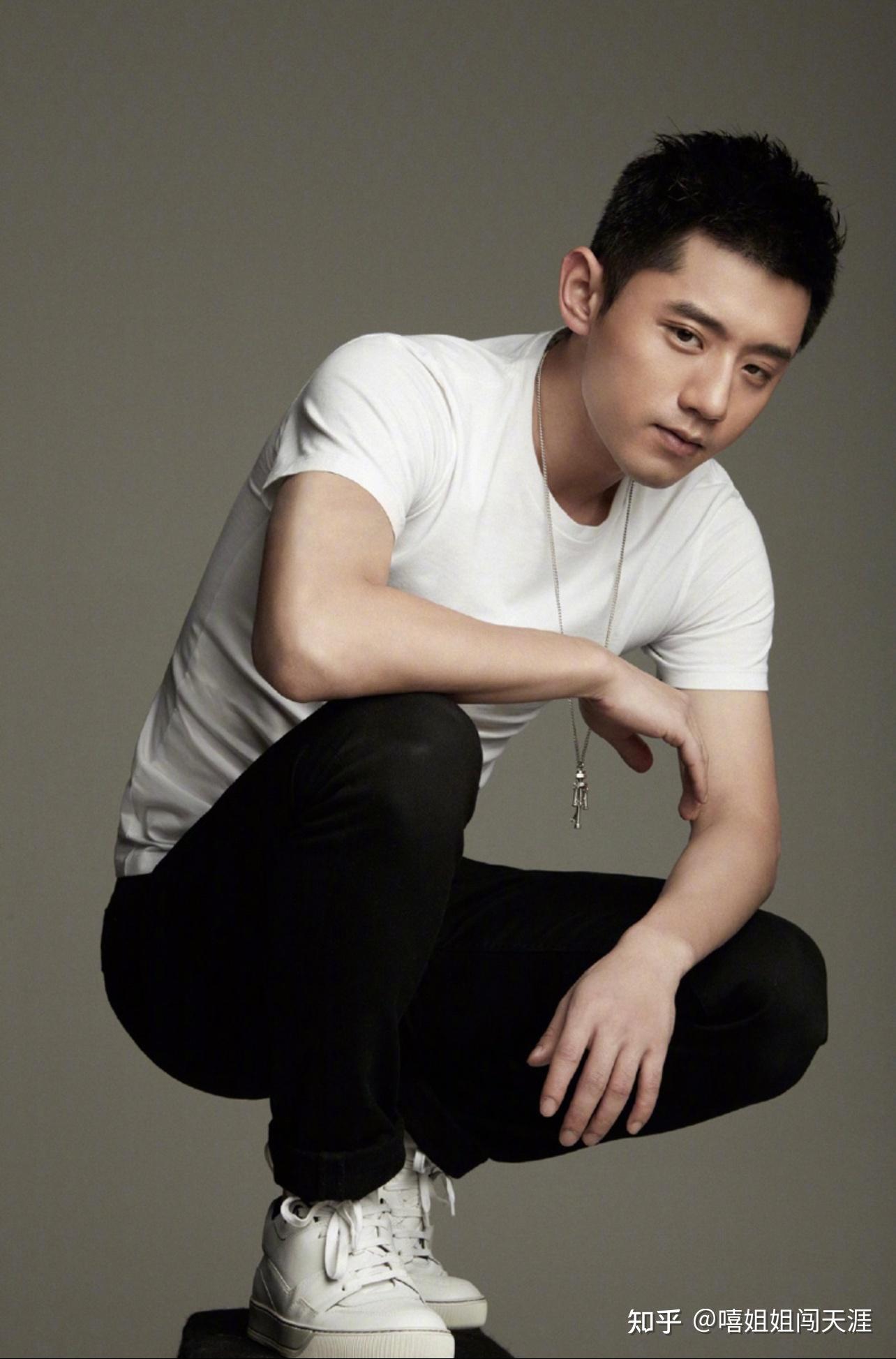 深陷舆论风波的张继科复出了竟然开新账号收学员直播乒乓教学