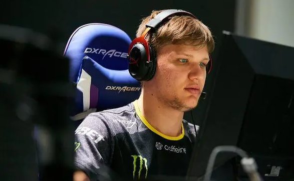 对话s1mple:一年八冠 我就是csgo的goat