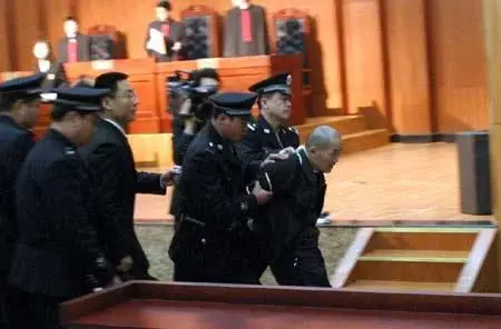 残害67条人命:杀人恶魔杨新海的可耻下场 - 知乎