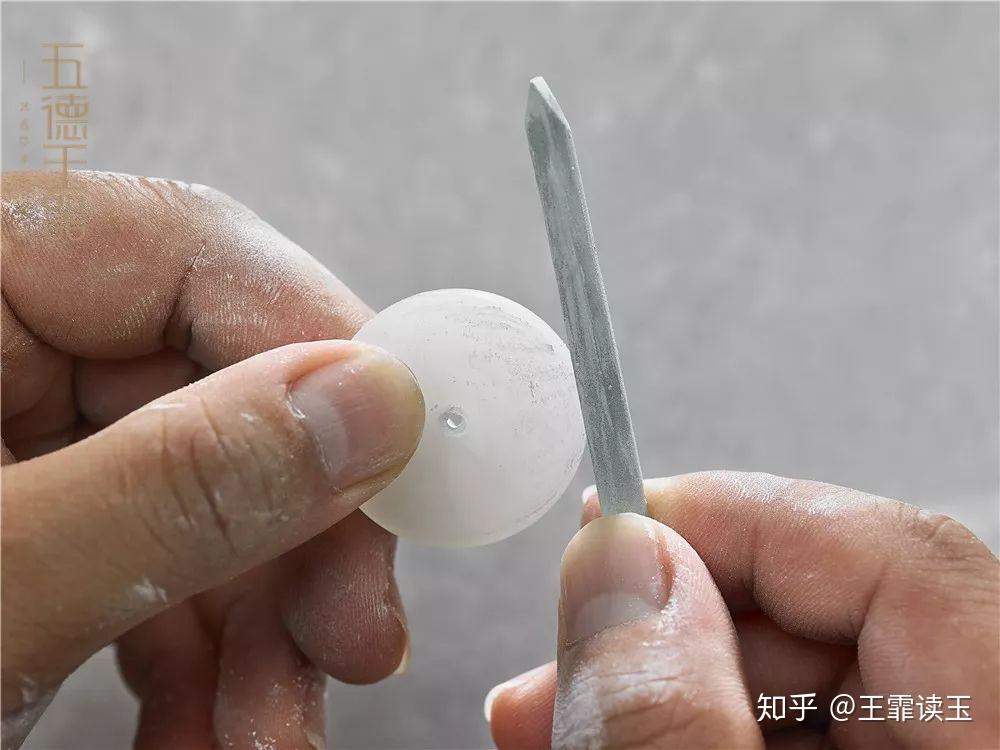 王霏读玉61功夫玉丨亲手打磨一枚和田玉是一种怎样的体验