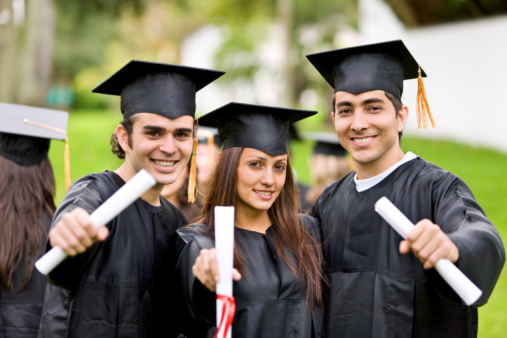 出国留学，到底要准备多少钱？2022各国留学费用大盘点！
