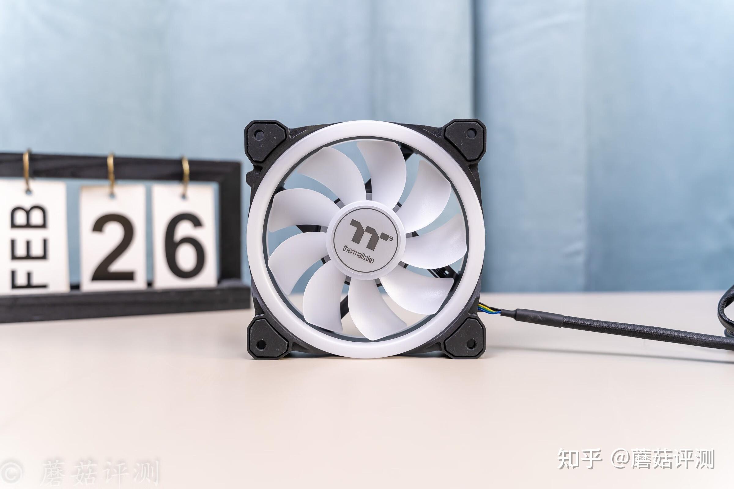 一正一反,轻松定义你需要的风扇风向、Tt(Thermaltake)耀影SWAFAN 12 机箱风扇 评测 - 知乎