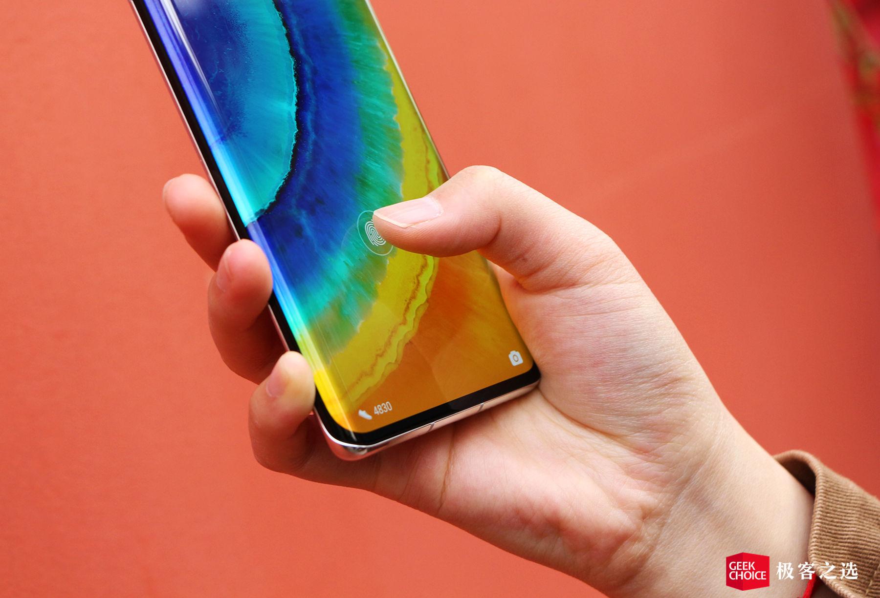 华为mate40pro评测6499元麒麟90005g芯片和66w闪充它都有