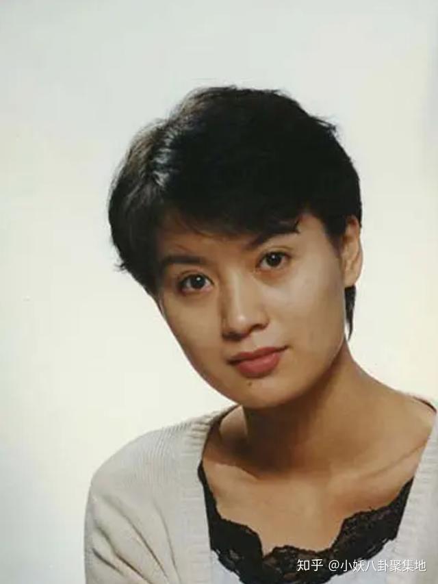 说还远远不够,2002年李幼斌决定到北京发展,妻子张瑞琪为了支持李幼斌