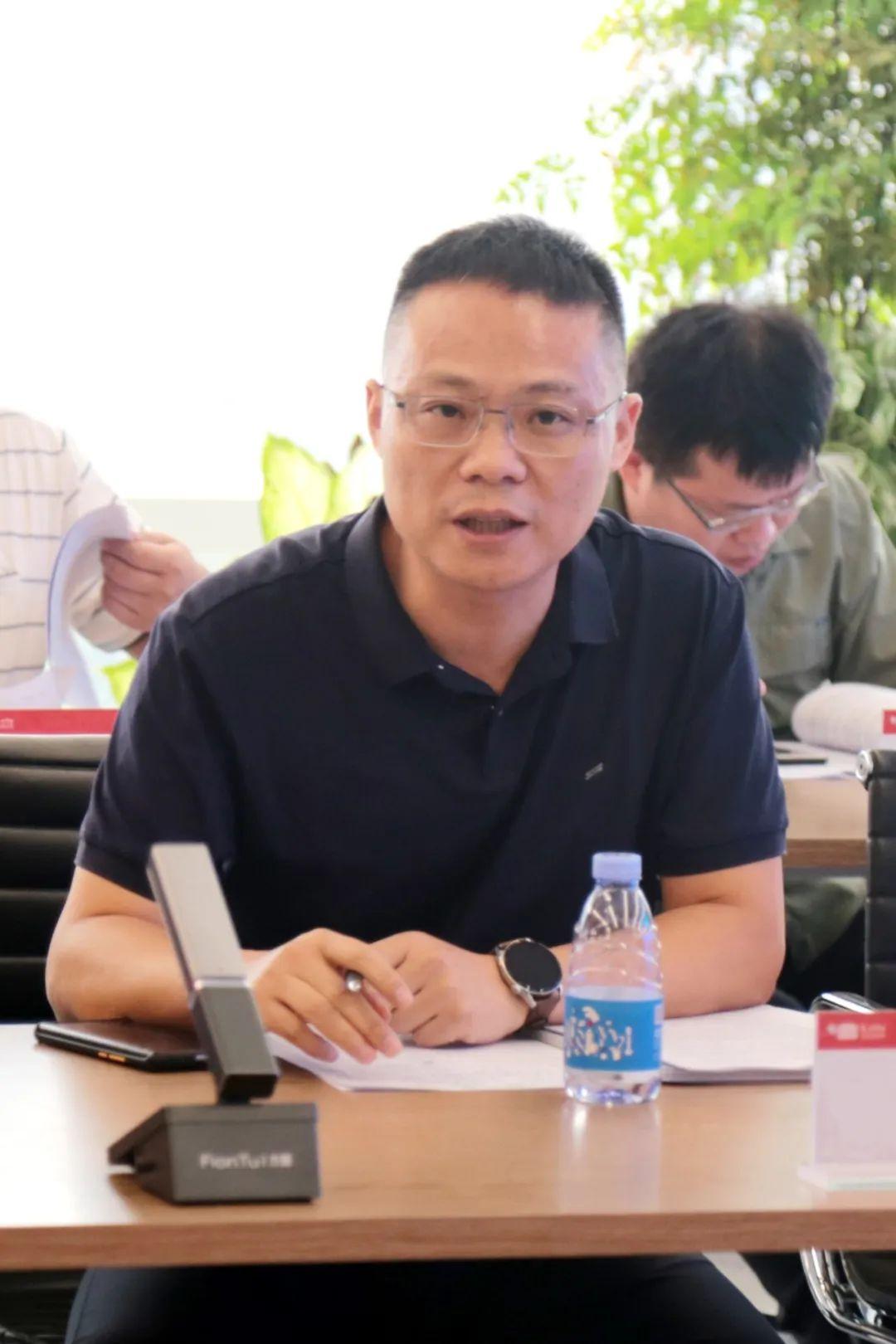 梁枫 海清视讯销售总监马金永 优特普执行主任郑淋芳 正品创想产品