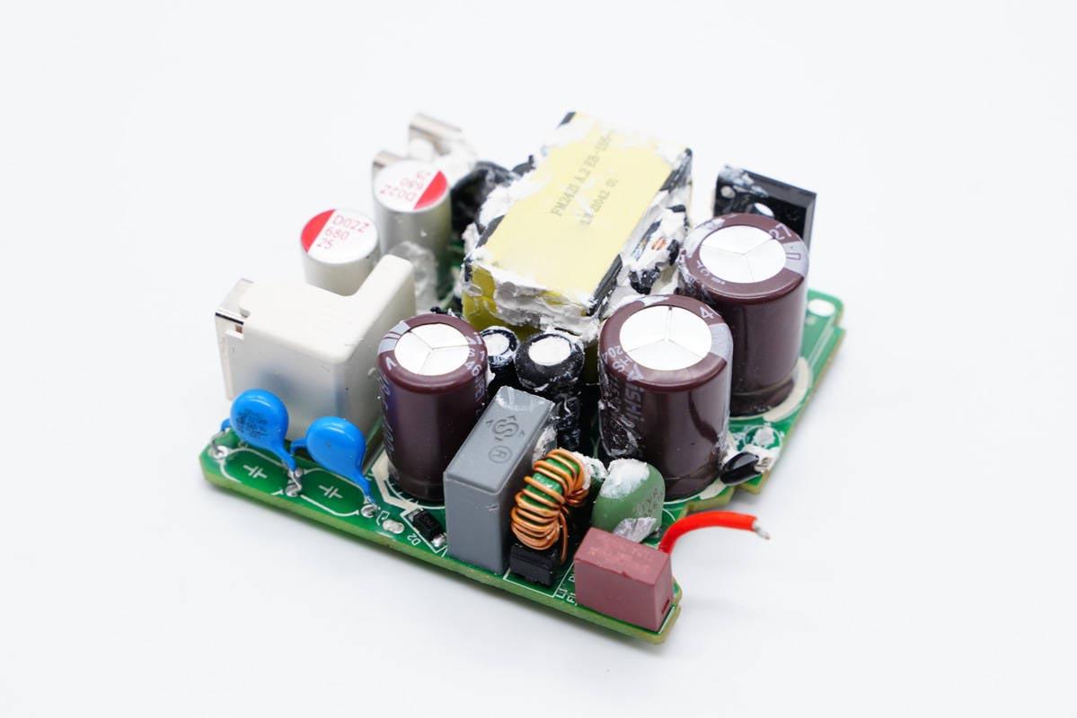 拆解报告:小米11 Pro/Ultra标配67W快充充电器  第24张 拆解报告:小米11 Pro/Ultra标配67W快充充电器  第24张