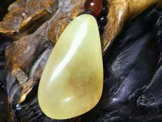 扒一扒水煮蜜蜡的真相