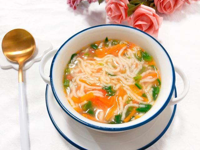 宝宝辅食——杂蔬开胃鳕鱼面