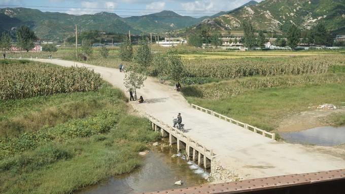 北朝鲜的四天三夜:穿越时间的地平线,告别异乡的“陌路人”