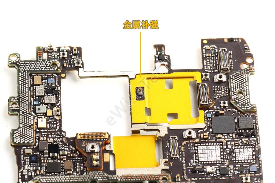 e拆解荣耀magic3为弥补摄像头过多在主板上增加金属补强