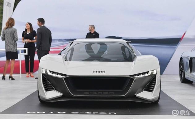 pb18 e-tron名称中的pb是pebble beach(圆石滩)的缩写,每年都会有许多