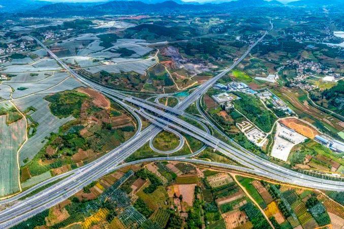 穿山跨江筑通途!中交集团助力西南地区高速"大动脉"建设