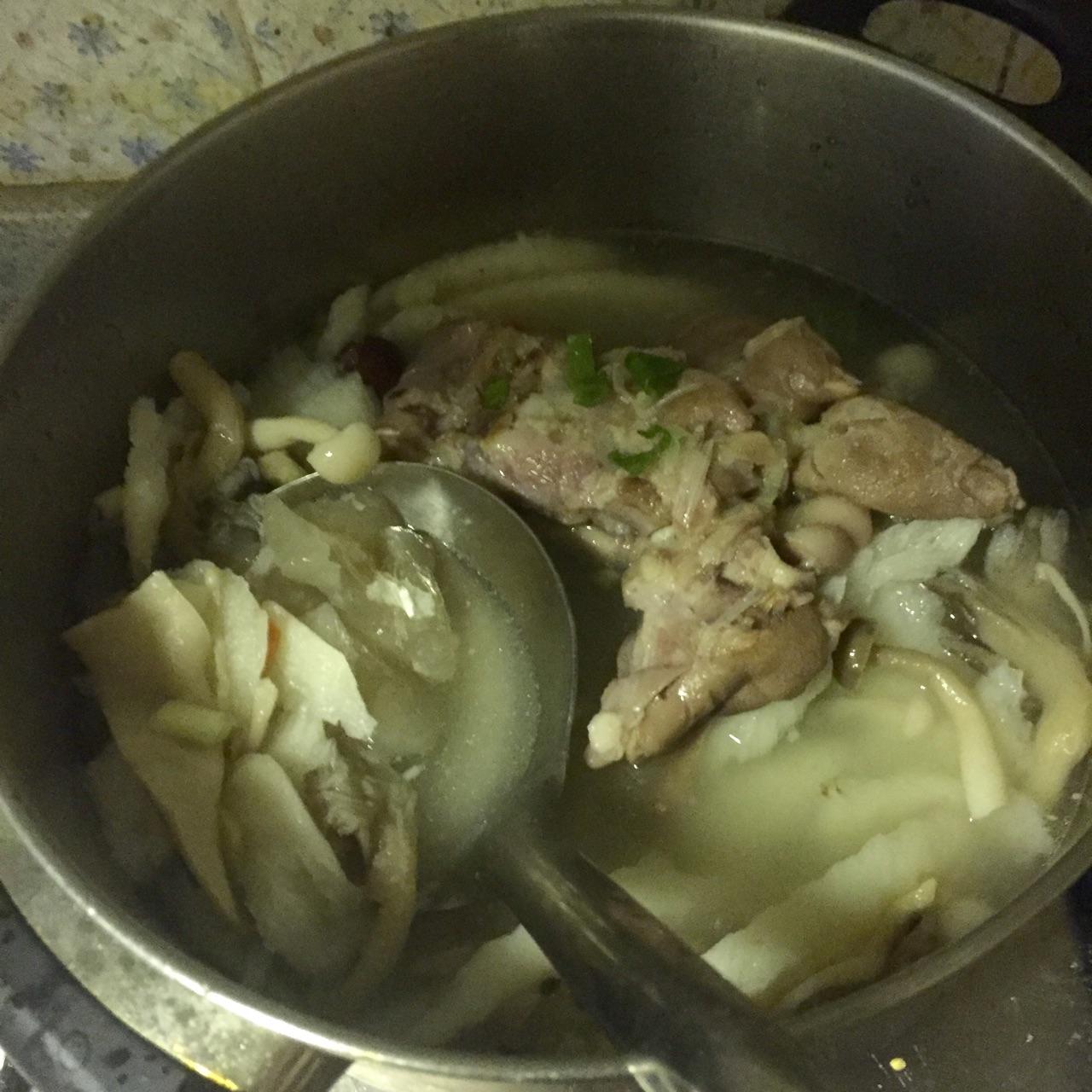 看小说凡是从国外留学回来的男主角都表示吃不