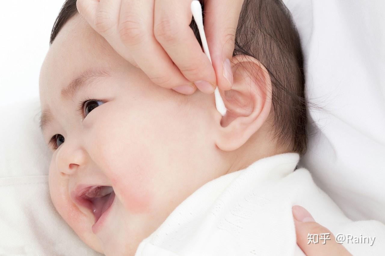 你没看错，宝宝耳朵里也会长湿疹！怎么护理？如何预防？__凤凰网