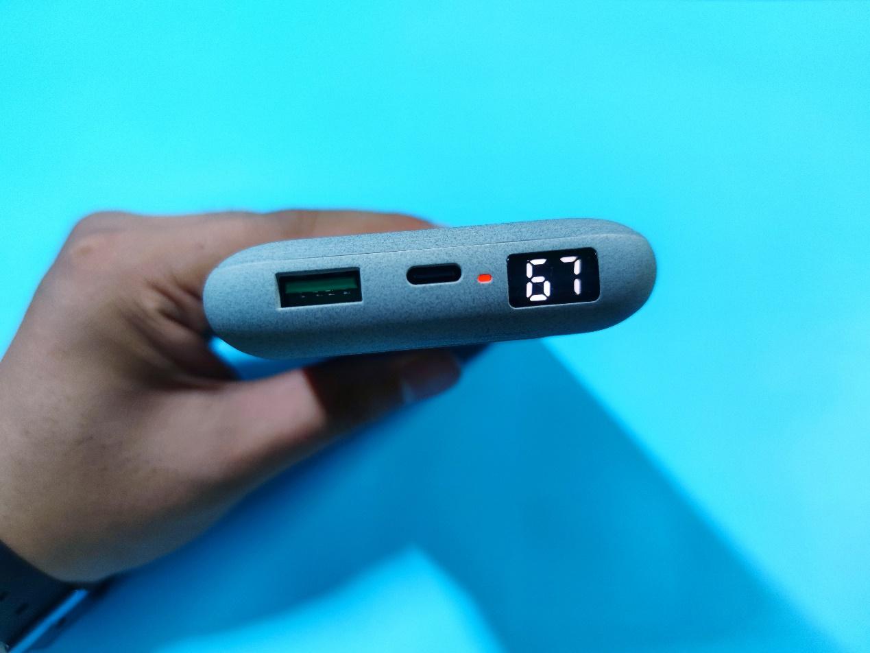 20000mAh也能如此轻薄,充电还这么快,南卡无线快充充电宝有料