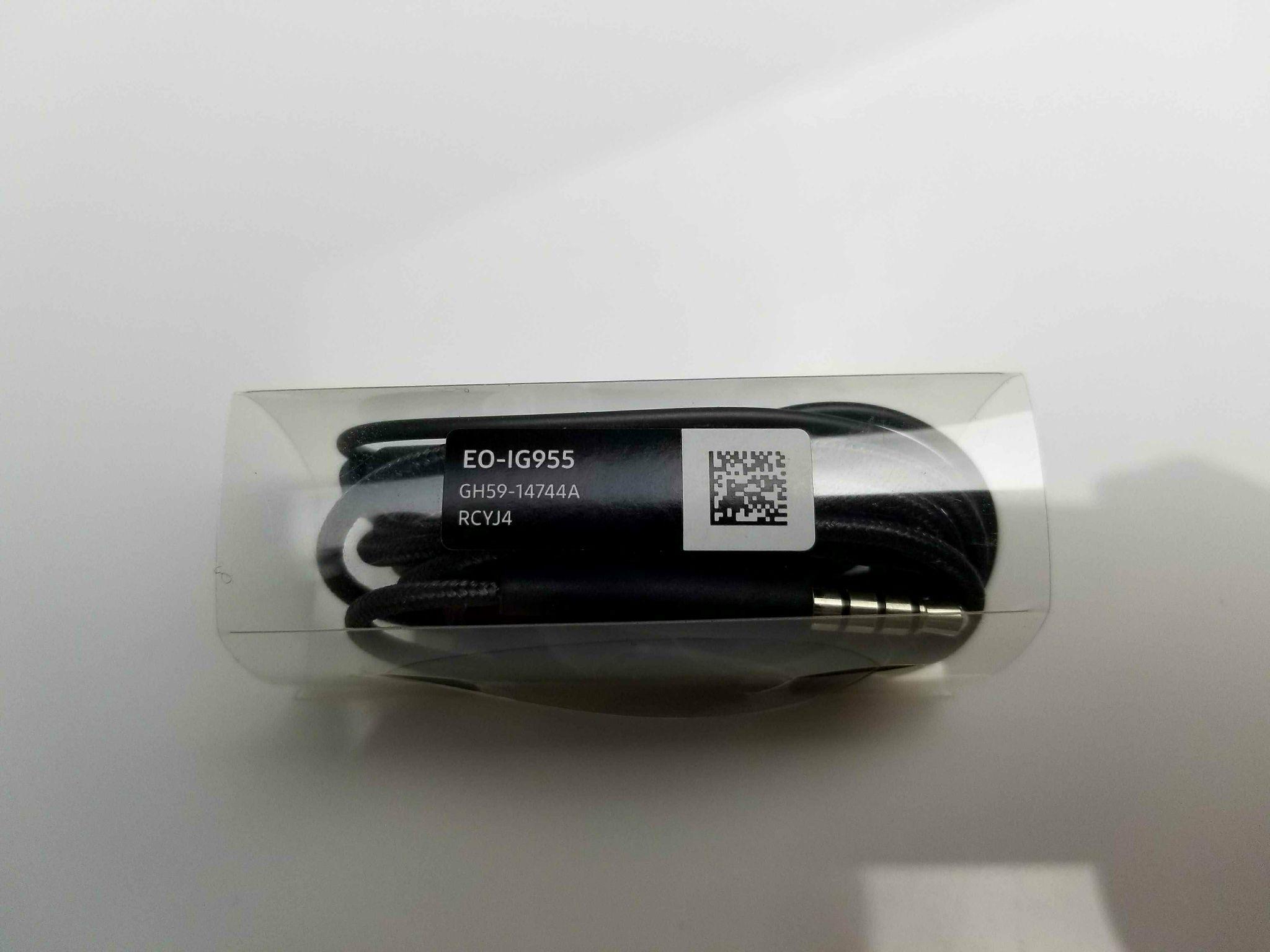 三星AKG耳机辨别真假