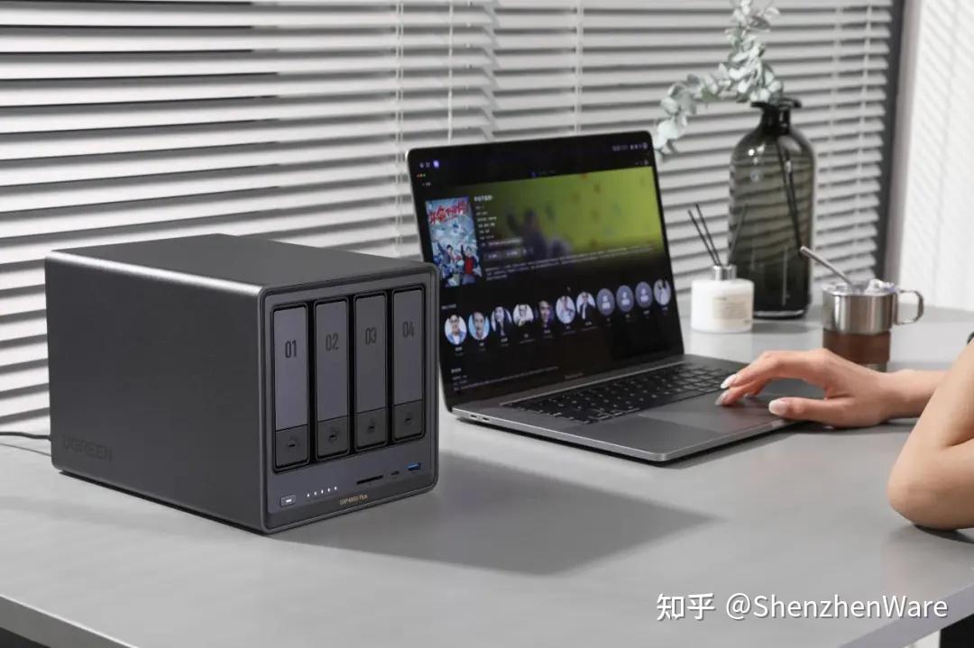 探展绿联:原生内嵌 MiniMax,OpenClaw 开箱即用,AI NAS 正在破圈