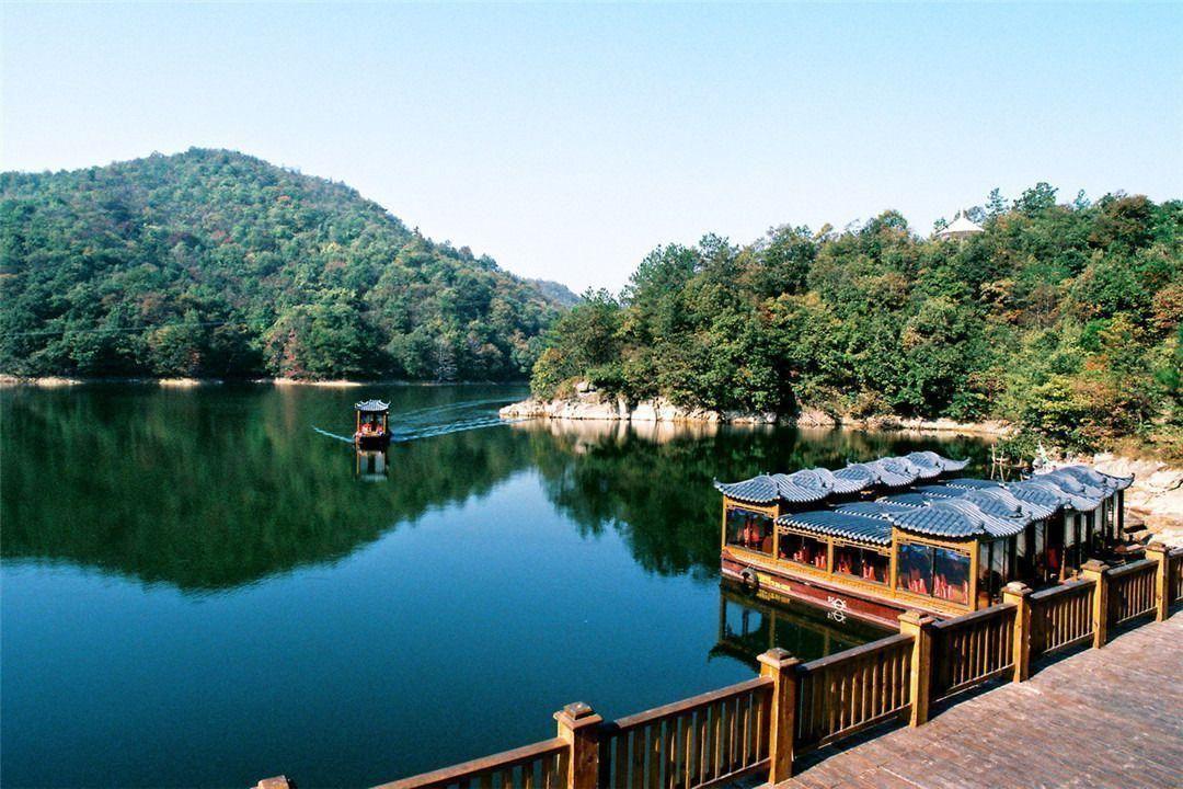 湖北秋季热门旅游景点木兰天池旅游攻略低音号免费语音导游
