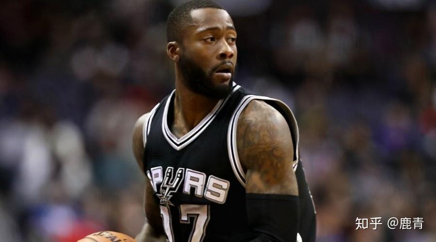 乔纳森·西蒙斯:经历过起落的人生,所以才更懂得珍惜