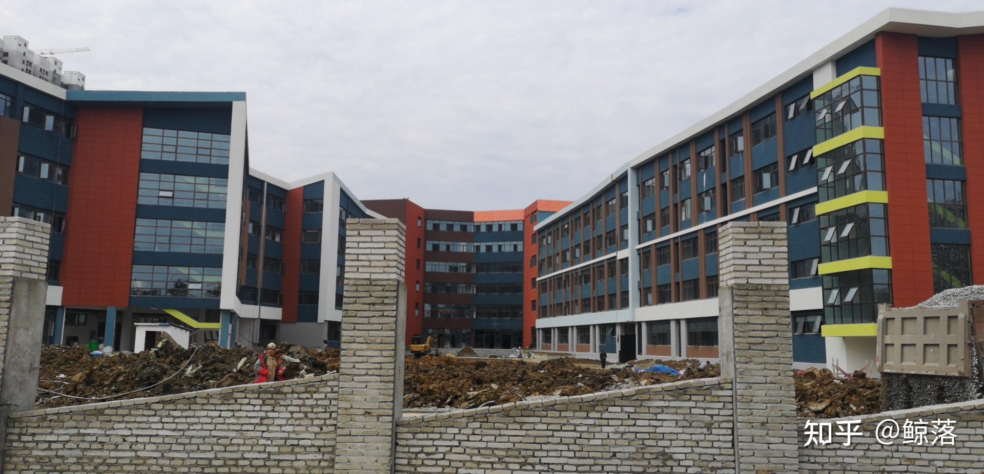 问津兰亭玲珑府