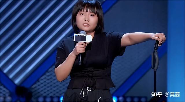 看了27岁"北大废物"李雪琴现状,我才明白为什么说她是天才! - 知乎