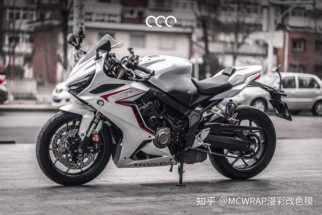 本田cbr650r摩托车漫彩改色膜陶瓷白