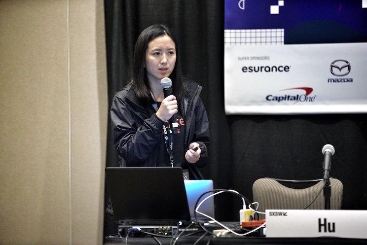 摩拜单车胡玮炜公益和商业是可以兼得的