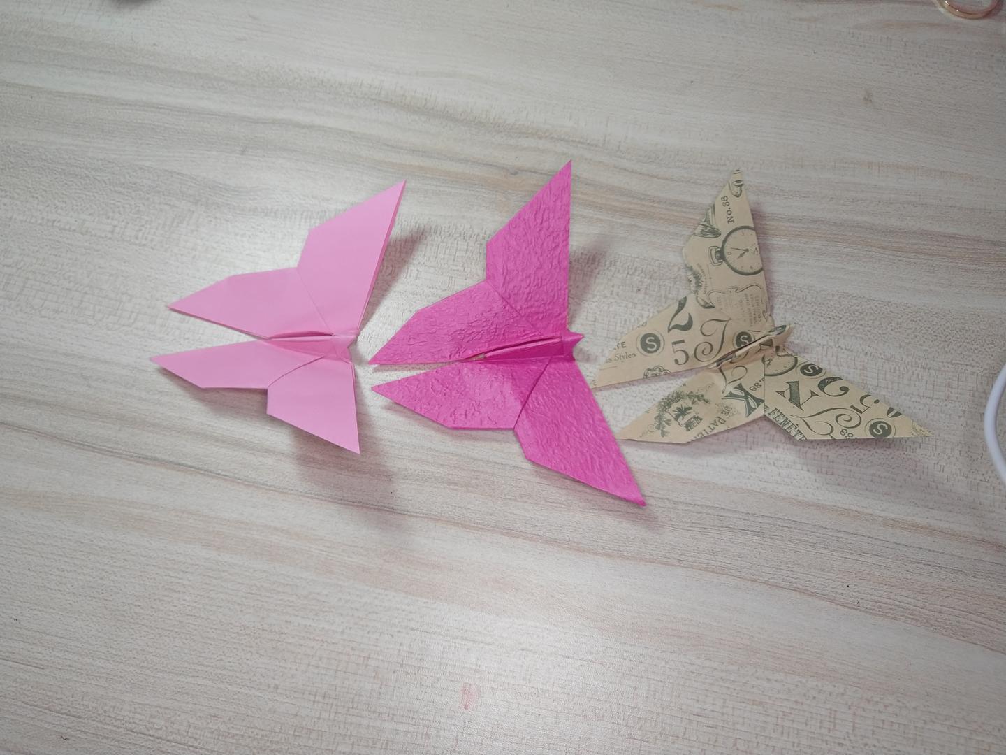 一张纸折出漂亮的蝴蝶，做法简单关键漂亮，手工折纸视频教程-生活视频-搜狐视频