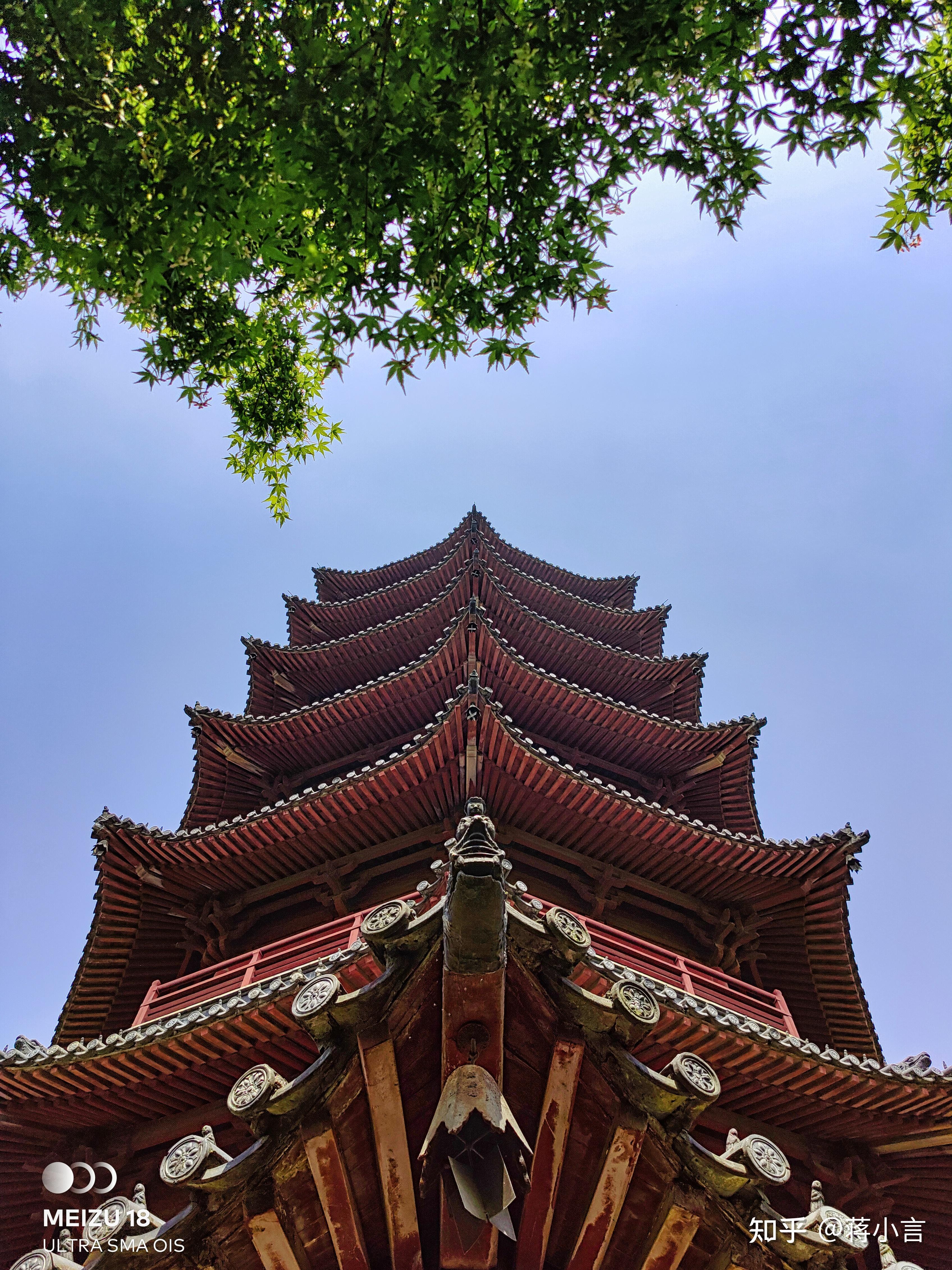 魅族18带你游历千年古塔百年银杏之湖州飞英公园