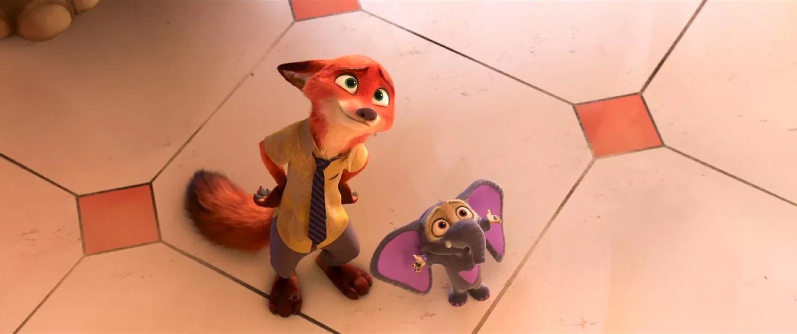 和尼克一起在大象冰淇淋店行骗的那只小狐狸芬尼克吗?