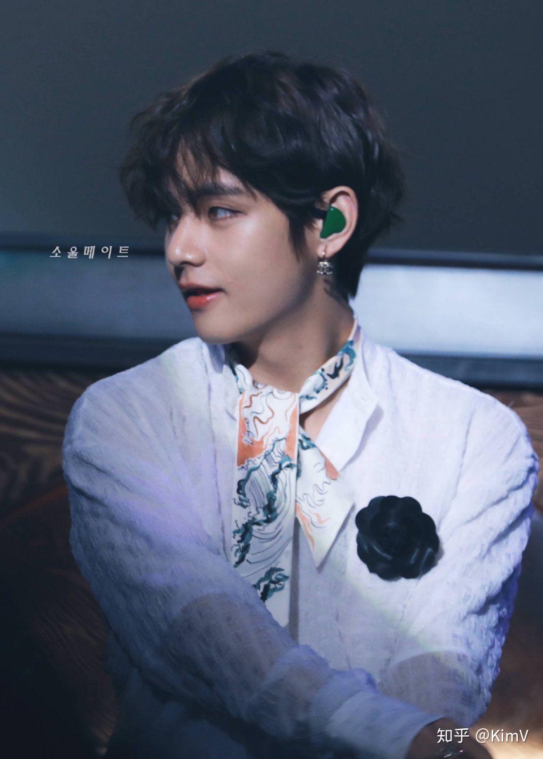 超级喜欢黑发金泰亨,大家可以分享一些没有水印的图片吗?收藏? - 知乎